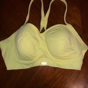 padded sports bra